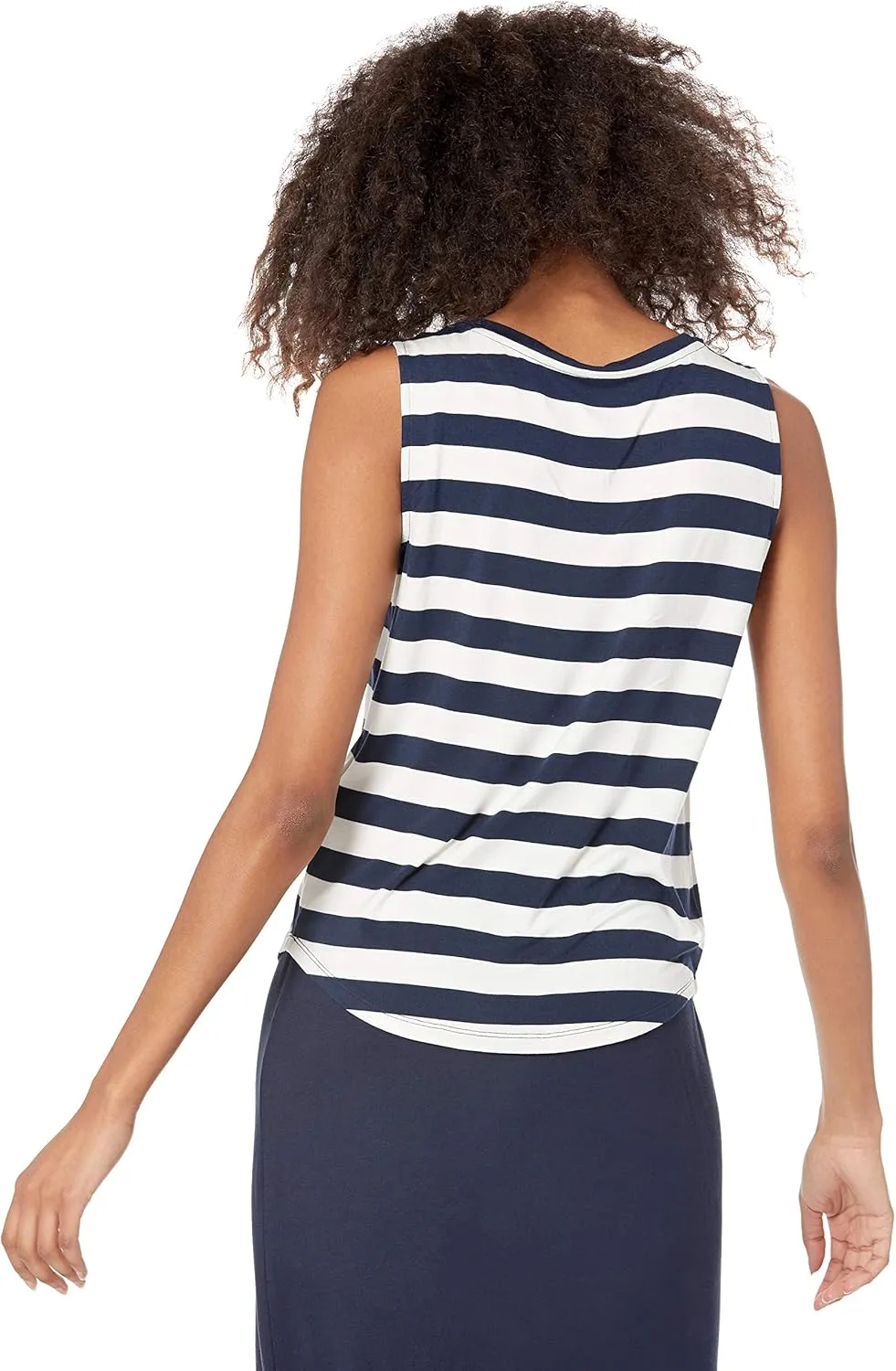 Amazon Essentials Women's Relaxed-Fit Sleeveless Muscle Tank Top