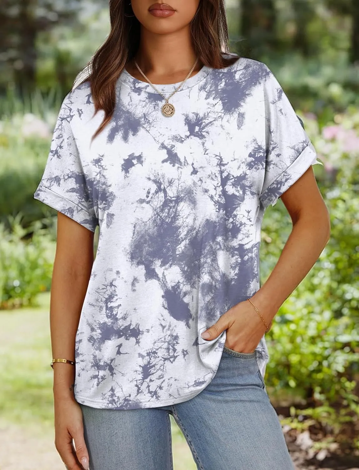 Besshopie Women's Oversized T Shirts Short Sleeve Crewneck Summer Tops Casual Loose Basic Tee Shirts 2025 Trendy Clothes