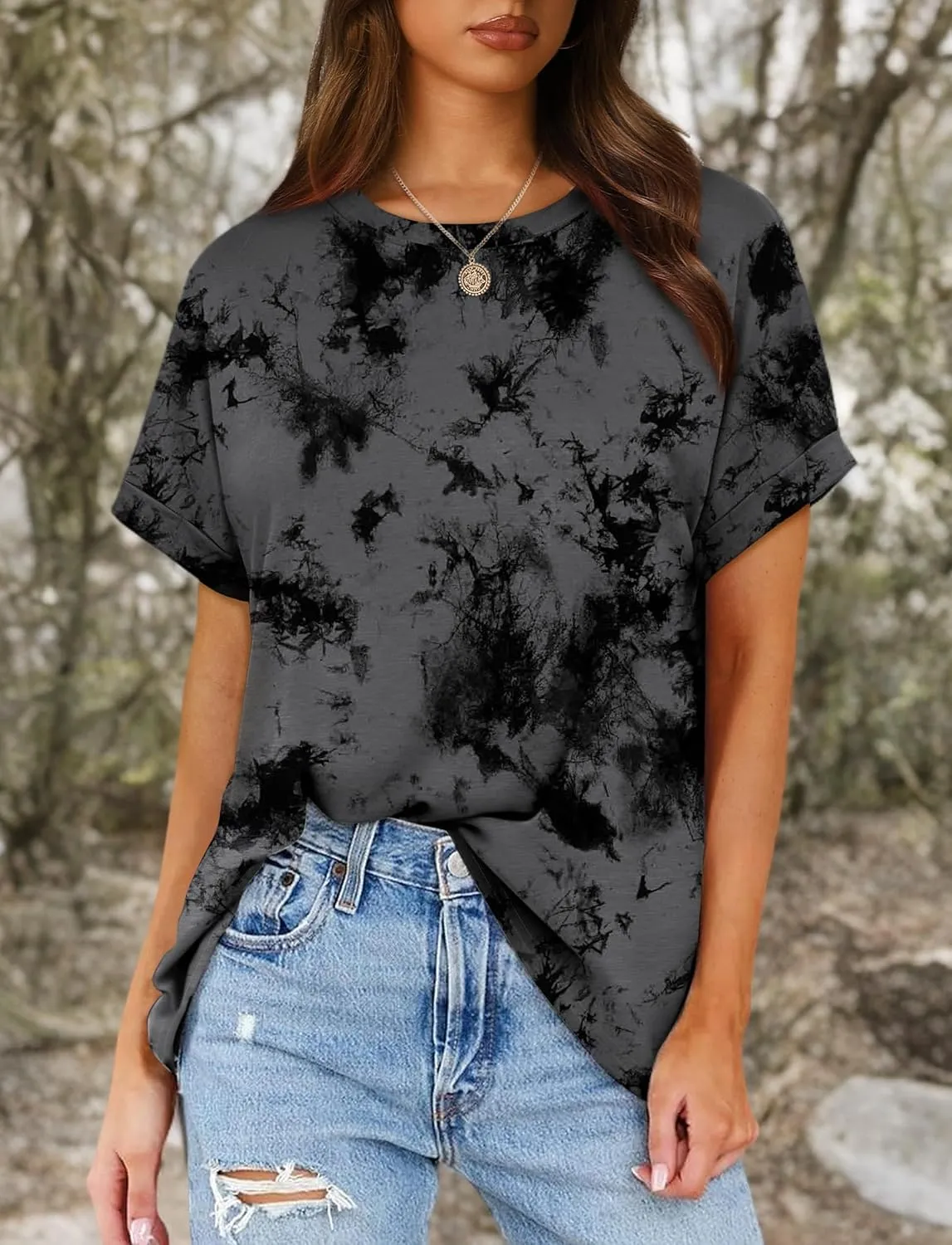 Besshopie Women's Oversized T Shirts Short Sleeve Crewneck Summer Tops Casual Loose Basic Tee Shirts 2025 Trendy Clothes