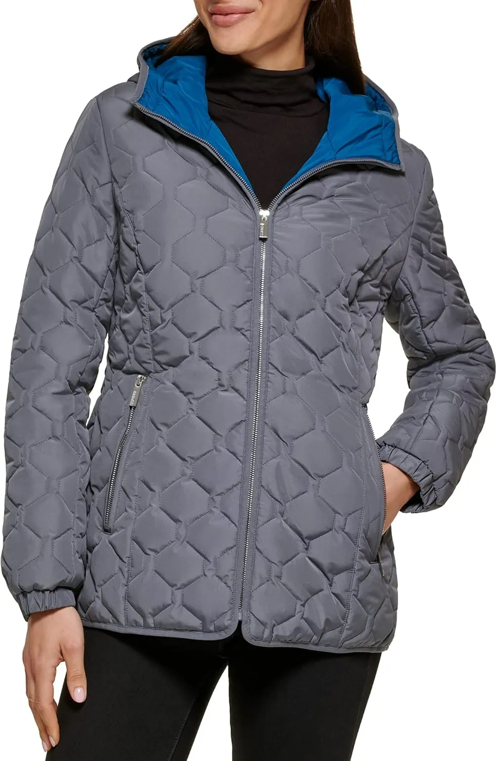 GUESS Women's Quilt Short Light-Weight Jacket