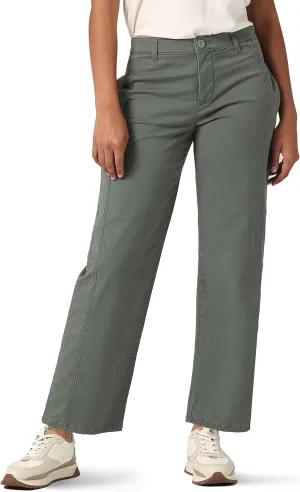 Lee Women's Ultra Lux Mid Rise Relaxed Straight Leg Pant