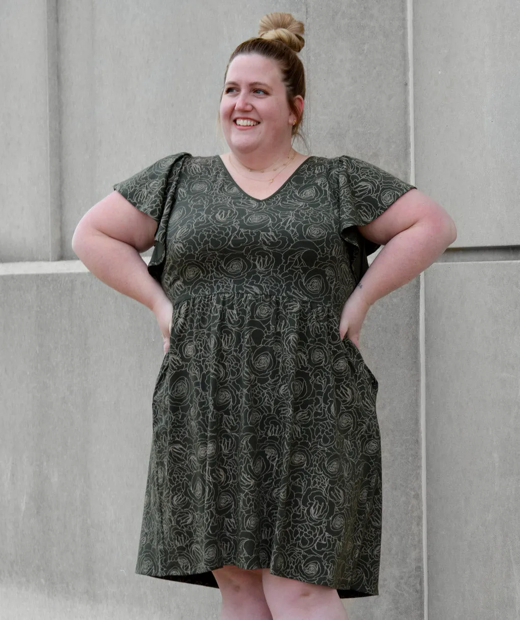 NOELA dress in Olive Print