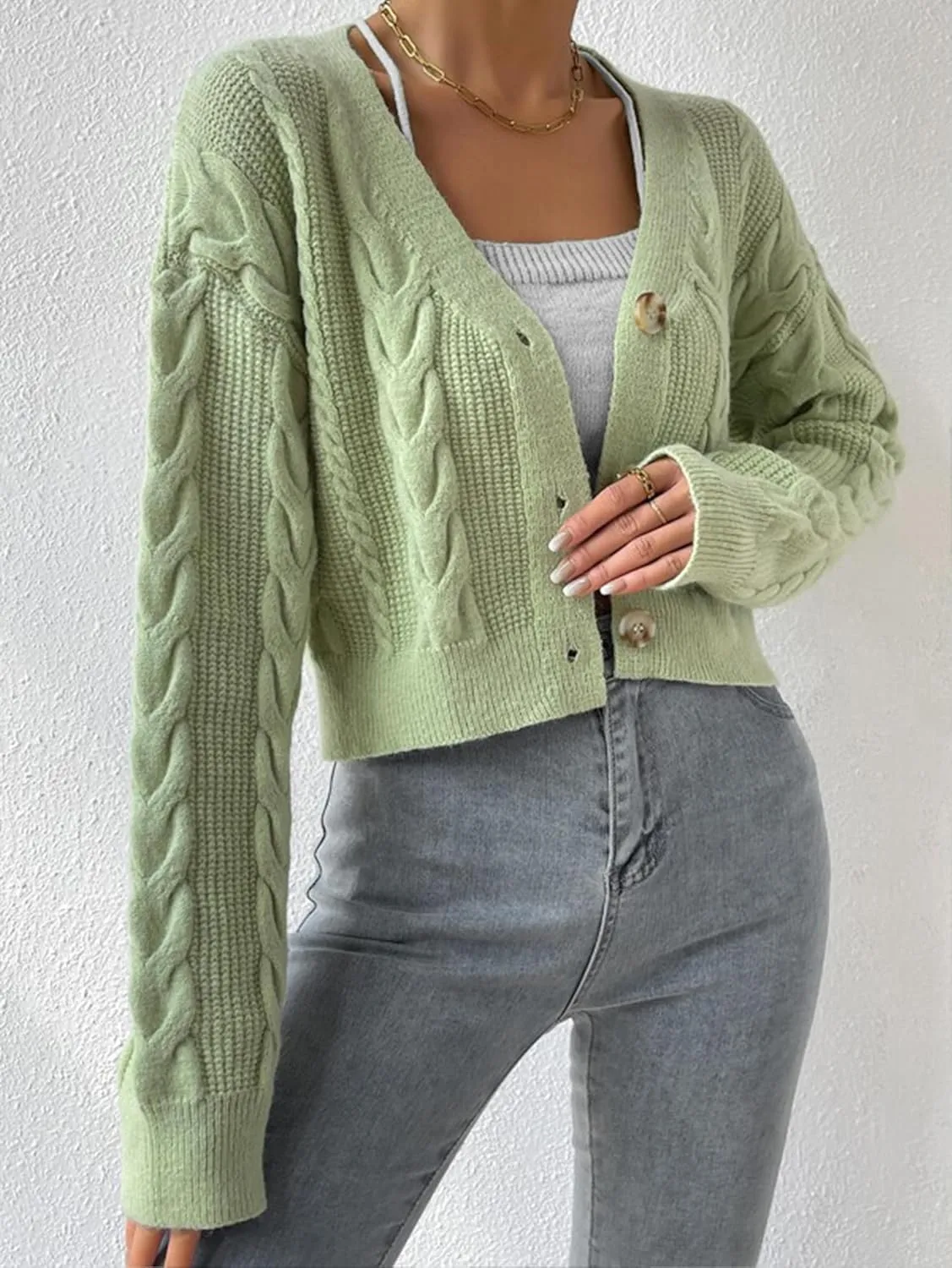Women's Long Sleeve Button V Neck Soft Knit Cardigan Sweaters Cropped Cardigan Sweaters for Women Cute Cable Knit Outerwear